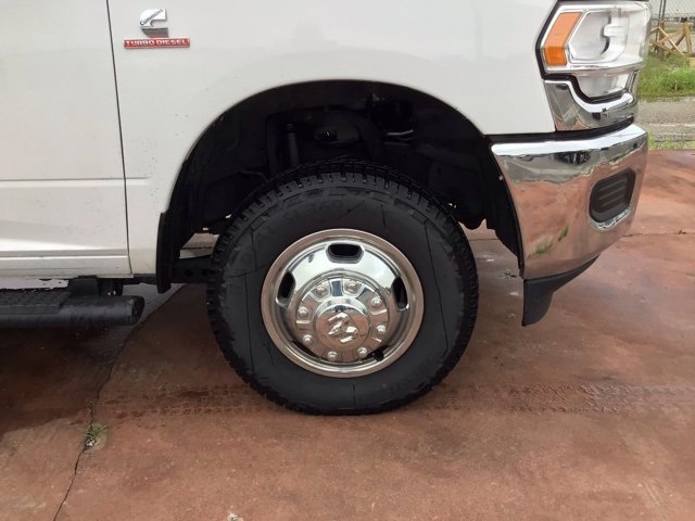 Used 2024 RAM 3500 Tradesman w/ Chrome Appearance Group image 22