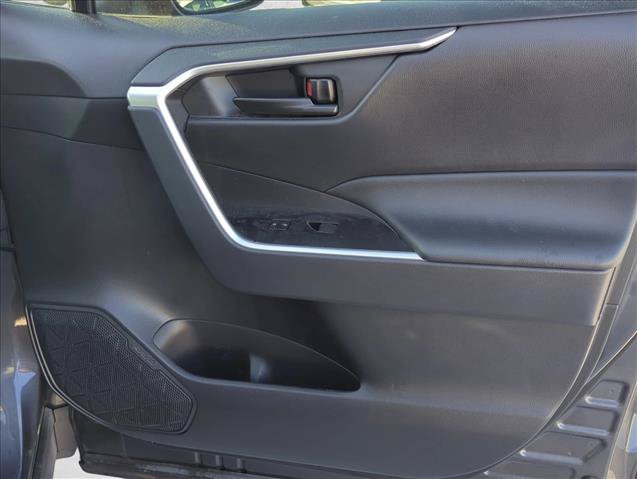 Used 2023 Toyota RAV4 LE FWD image 24