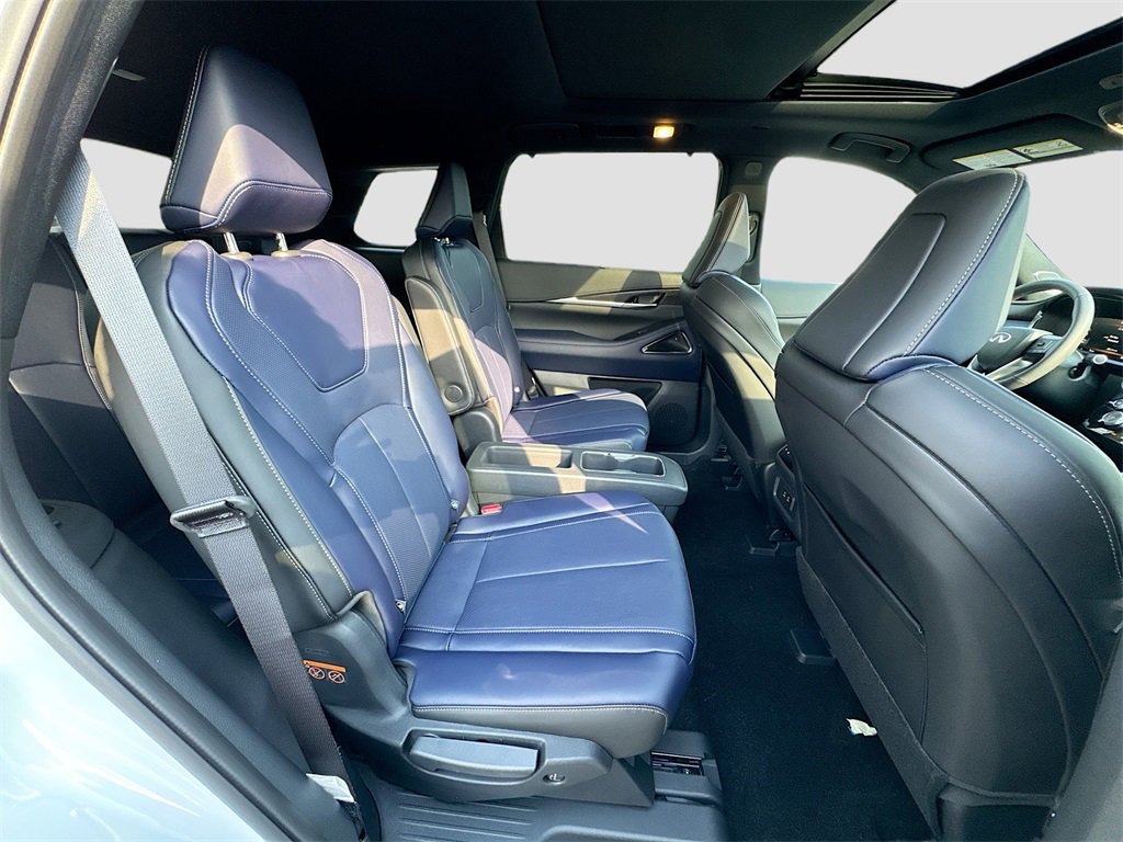 New 2026 INFINITI QX60 Sport w/ Dark Cargo Package image 30