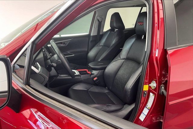 Used 2020 Toyota RAV4 TRD Off-Road AWD/4WD image 16
