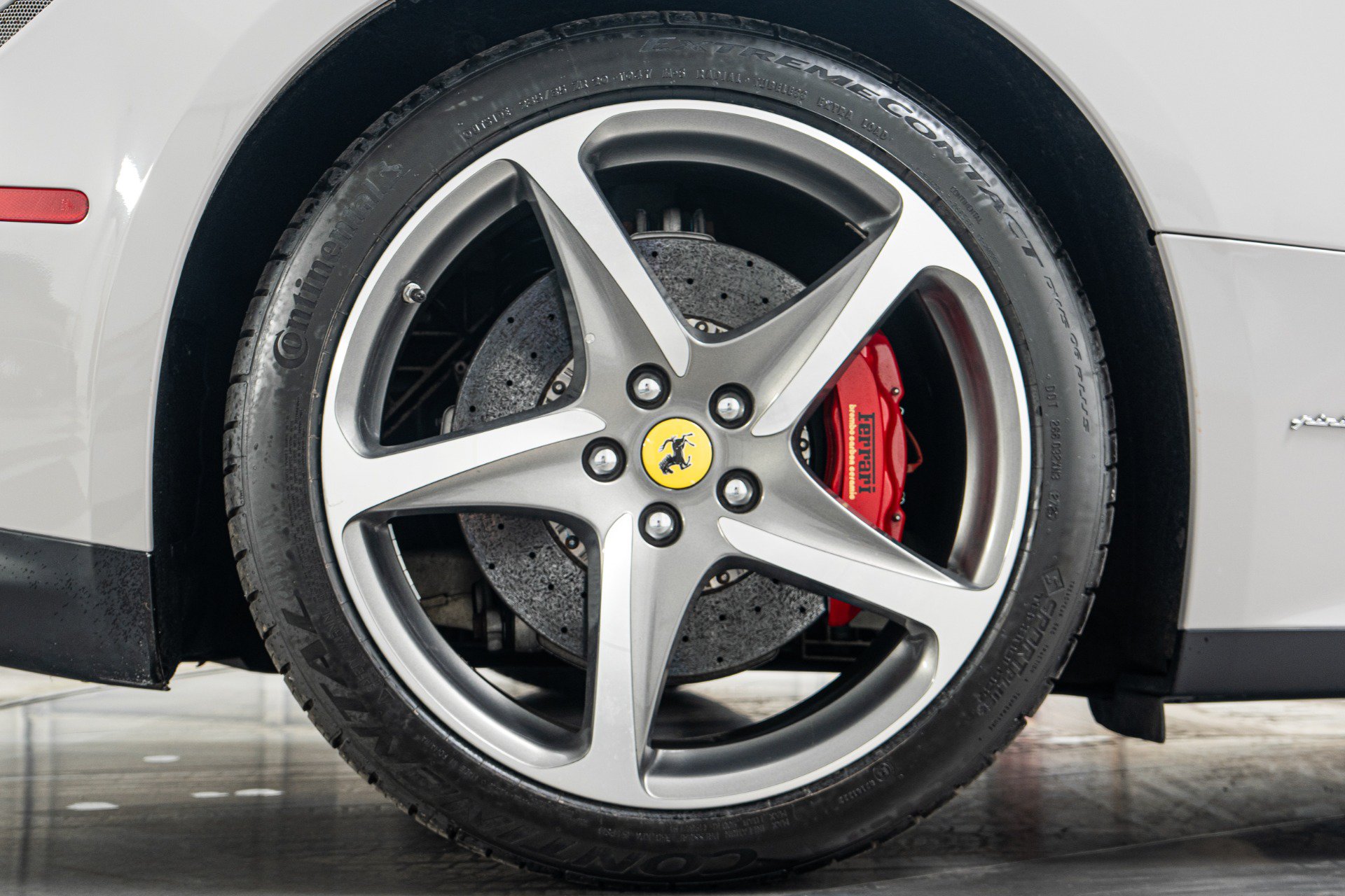 Used 2014 Ferrari FF AWD/4WD image 39