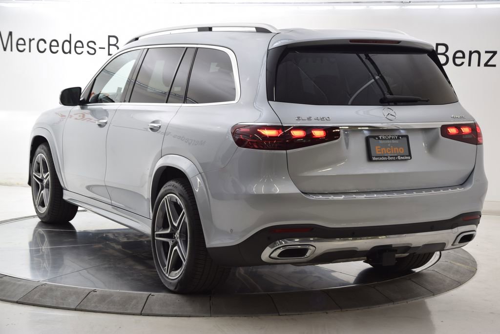 Used 2025 Mercedes-Benz GLS 450 4MATIC image 4