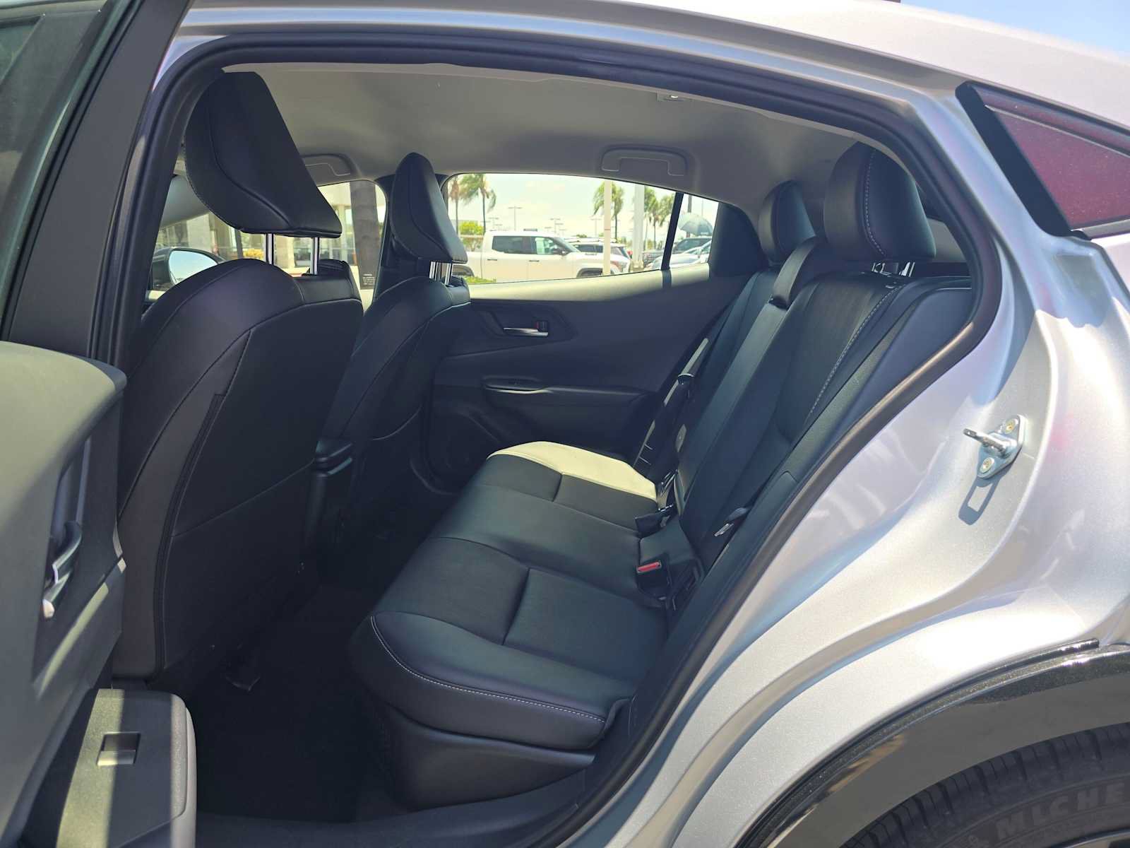 Certified 2026 Toyota Prius XLE FWD image 18