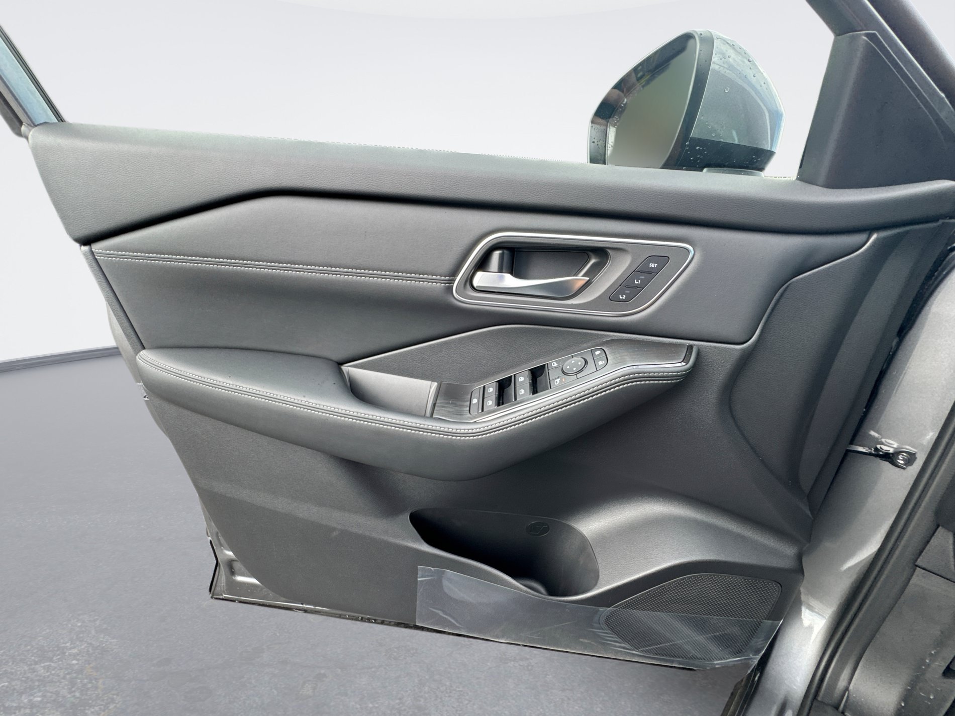 New 2026 Nissan Rogue Platinum AWD/4WD image 30