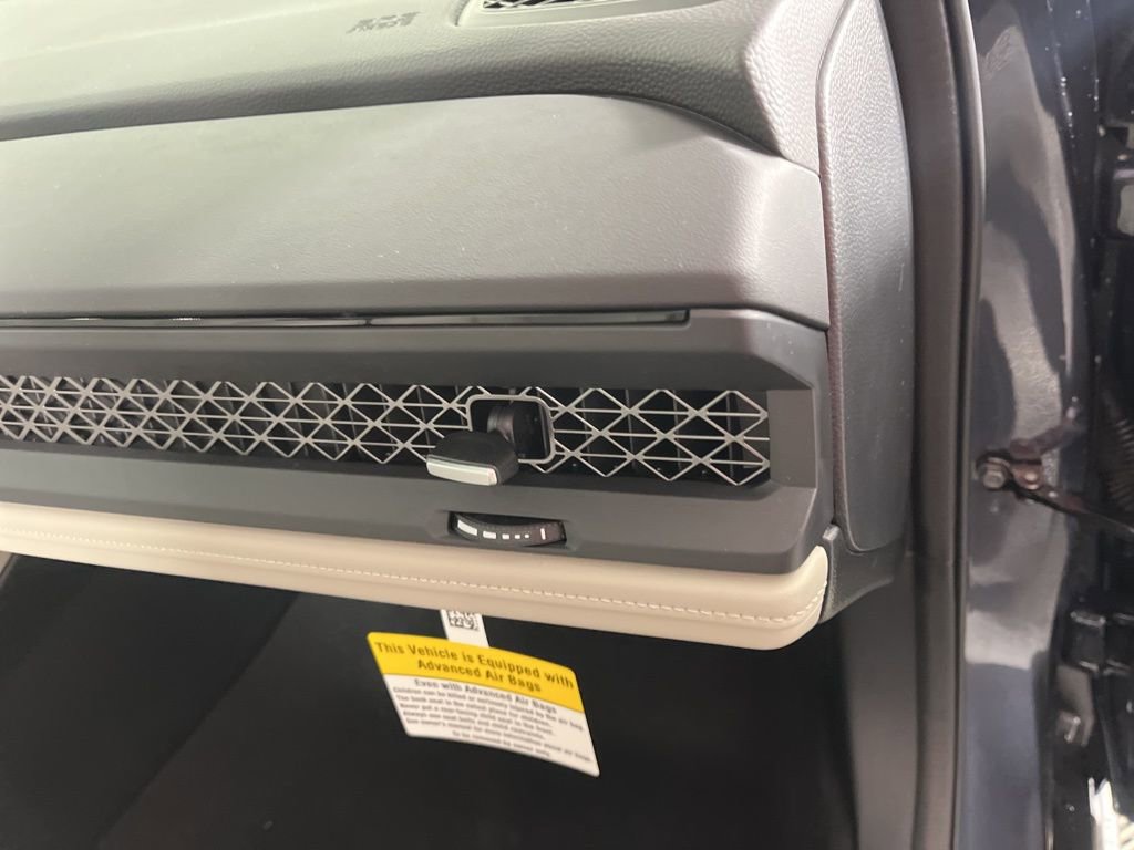 New 2025 Honda Accord SE image 9