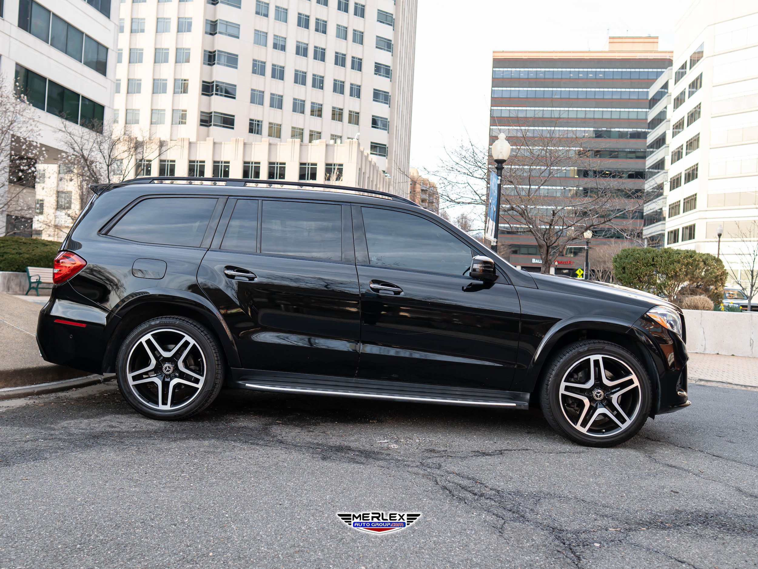 Used 2017 Mercedes-Benz GLS 550 4MATIC image 8