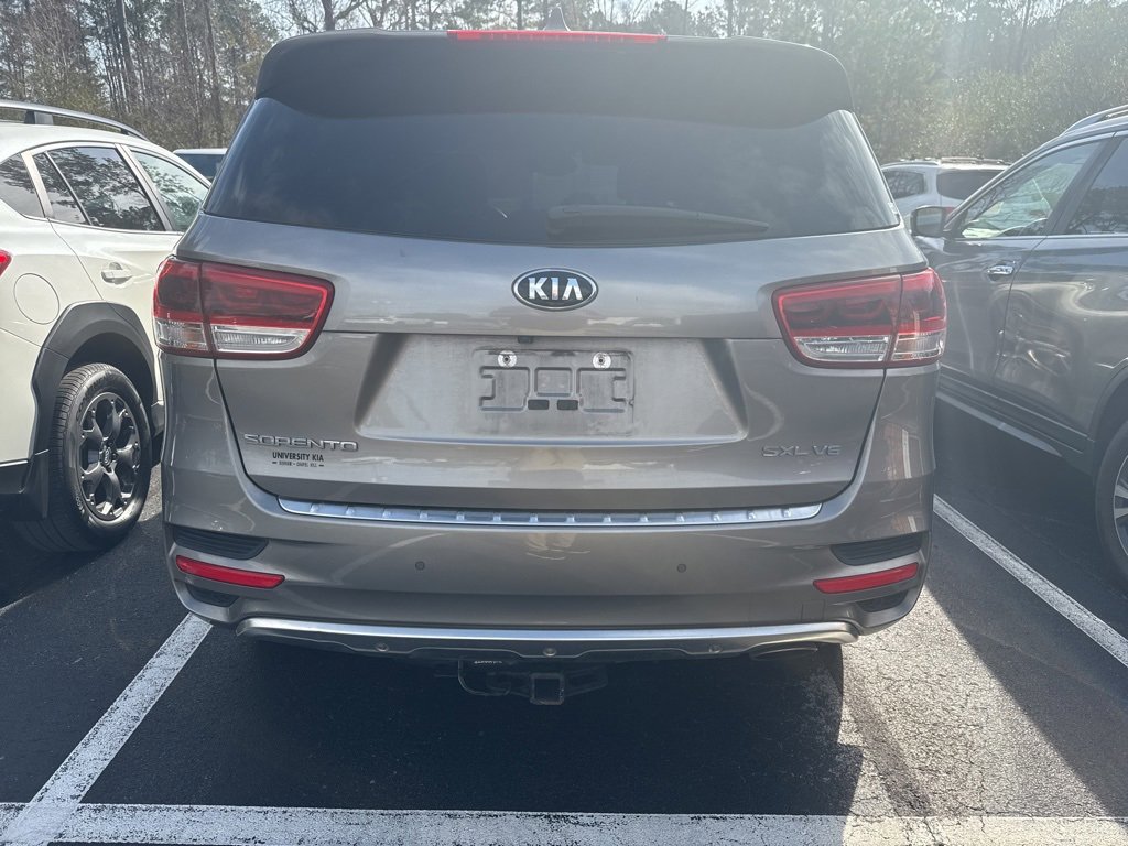 Used 2017 Kia Sorento SX image 3