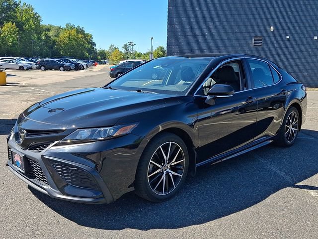 Certified 2023 Toyota Camry SE FWD image 2