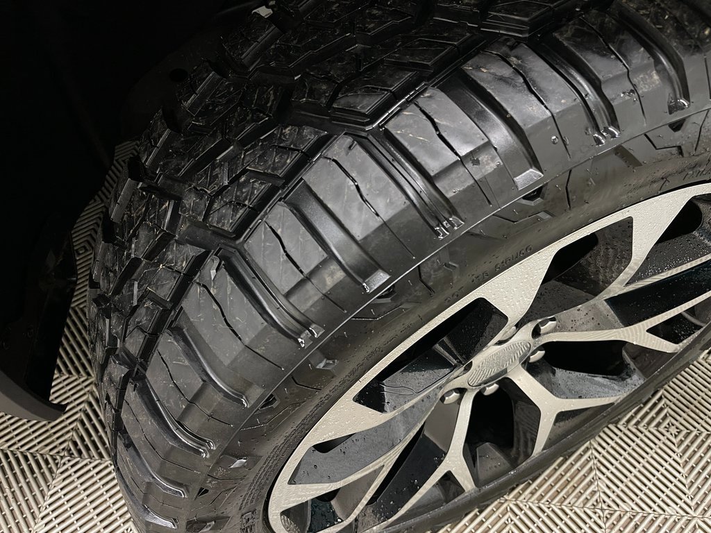 Certified 2026 GMC Sierra 1500 Denali w/ Denali Reserve Package image 60