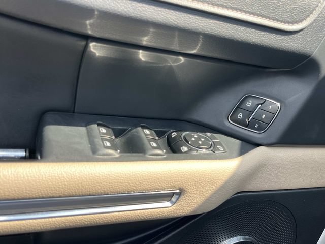Used 2023 Ford Expedition Limited AWD/4WD image 33