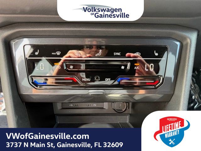 Certified 2024 Volkswagen Tiguan SE R-Line AWD/4WD image 28