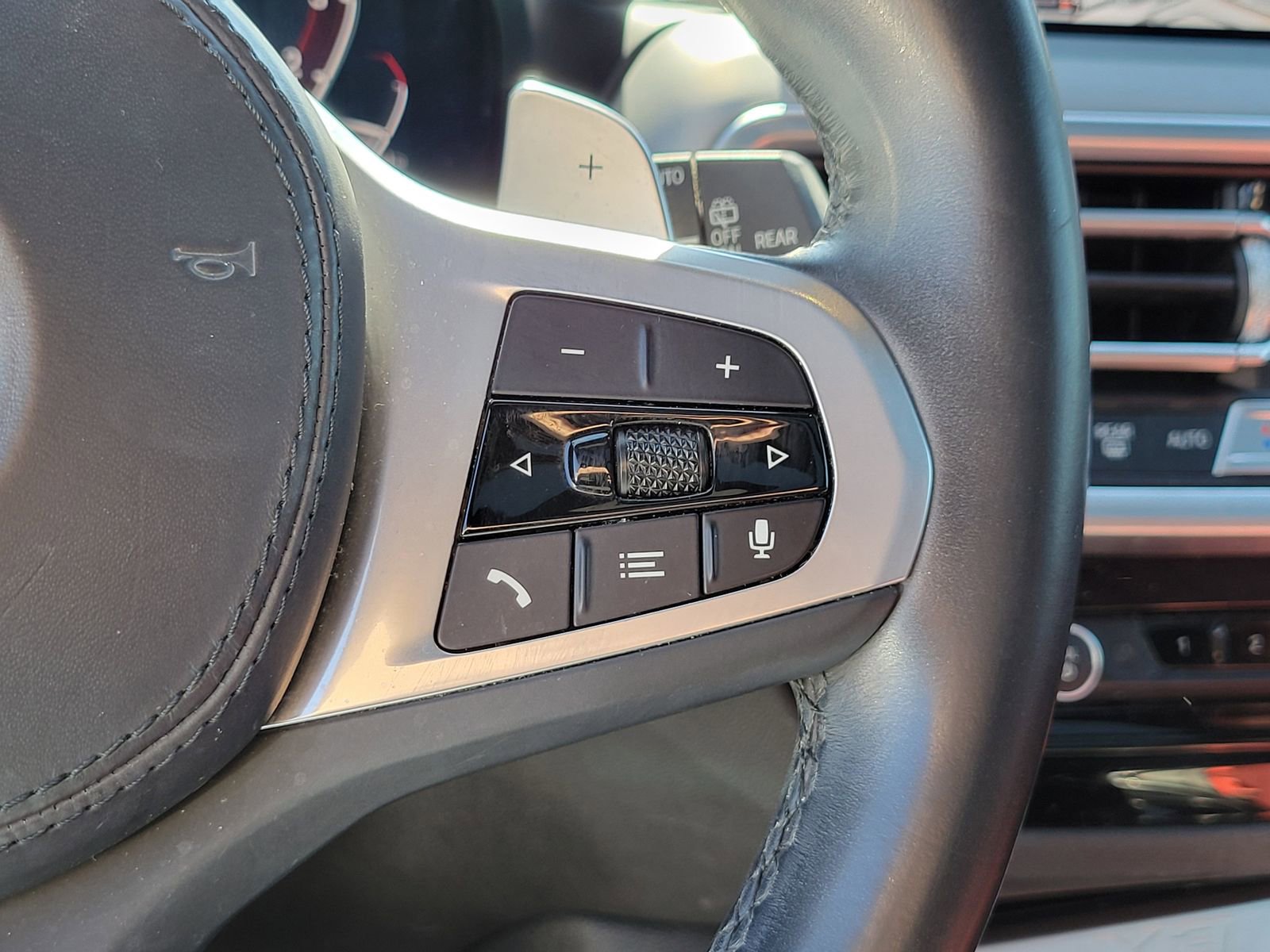 Used 2023 BMW X3 sDrive30i w/ M Sport Package image 30