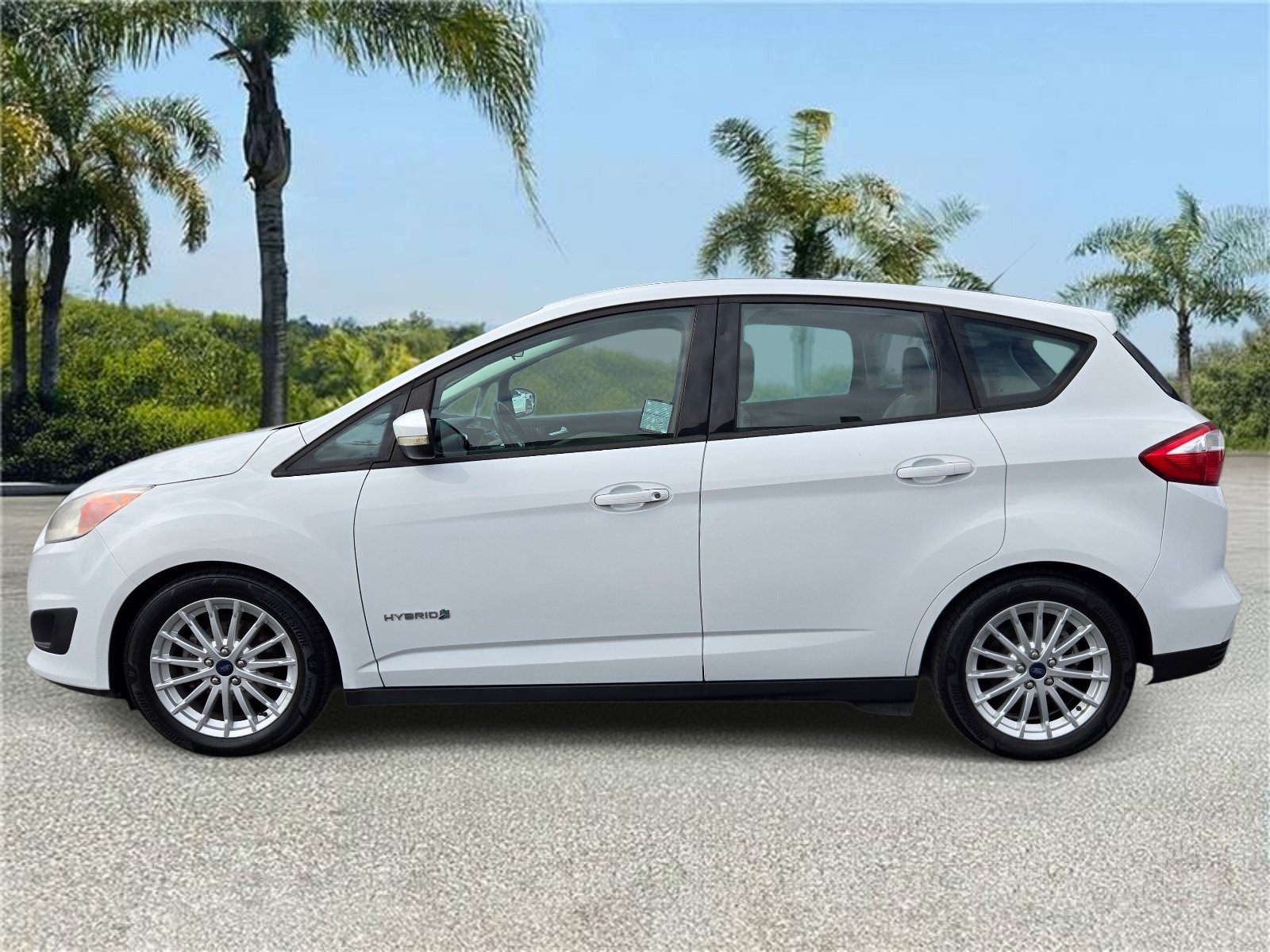 Used 2014 Ford C-MAX SE FWD image 2