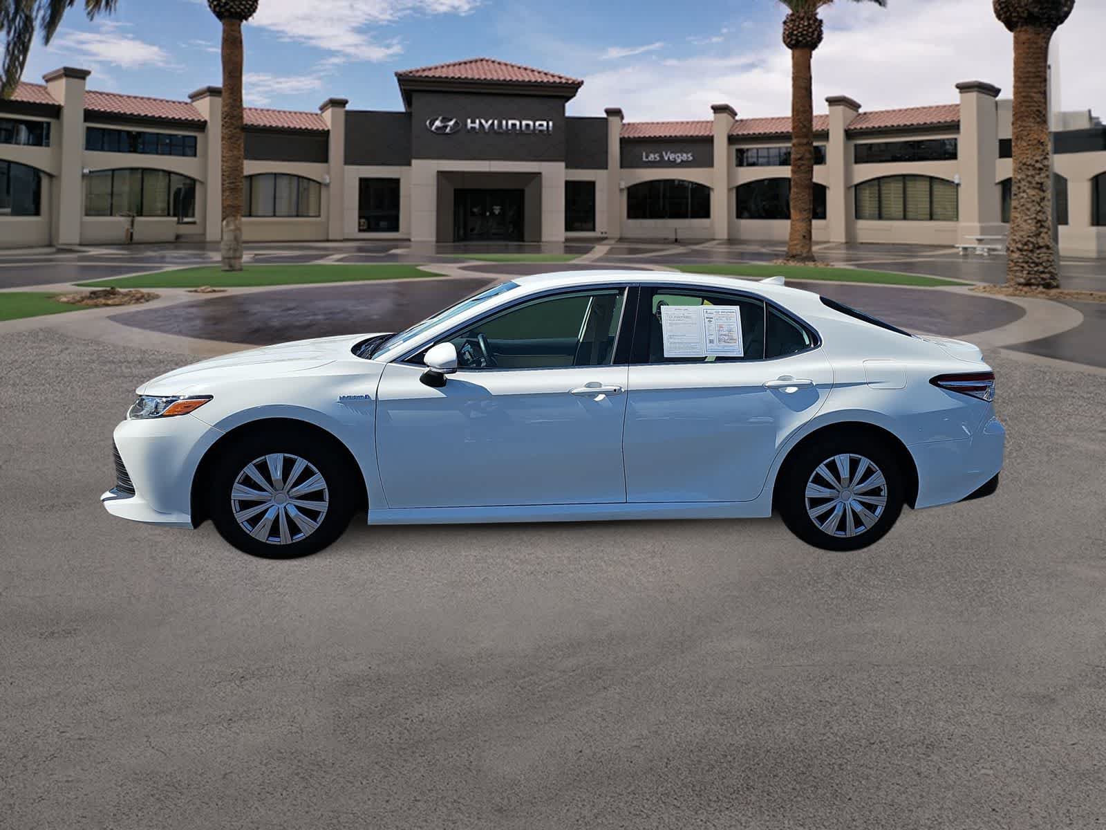 Used 2020 Toyota Camry LE w/ Fleet Convenience Package FWD image 5