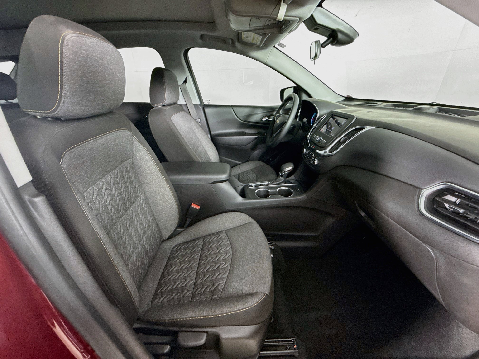 Used 2023 Chevrolet Equinox LT FWD image 35
