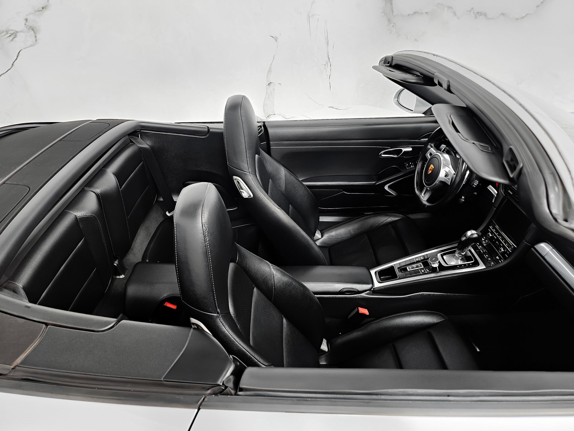 Used 2016 Porsche 911 Carrera image 4