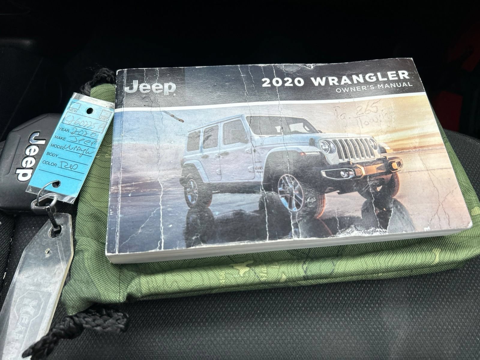 Certified 2020 Jeep Wrangler Sport AWD/4WD image 19
