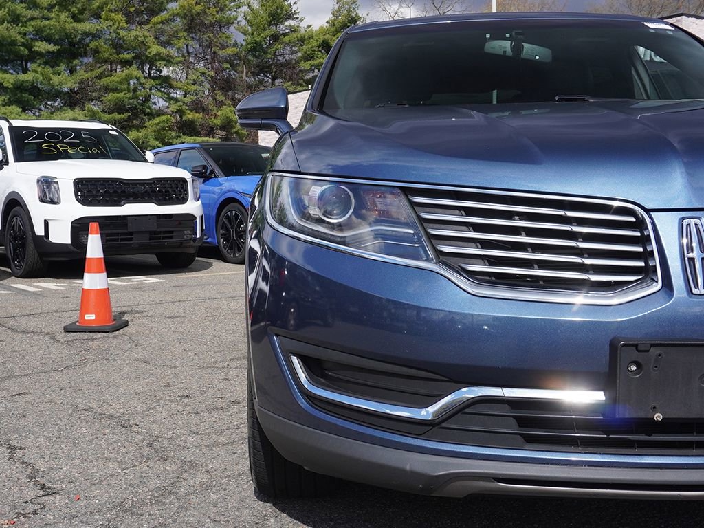 Used 2018 Lincoln MKX Premiere image 10