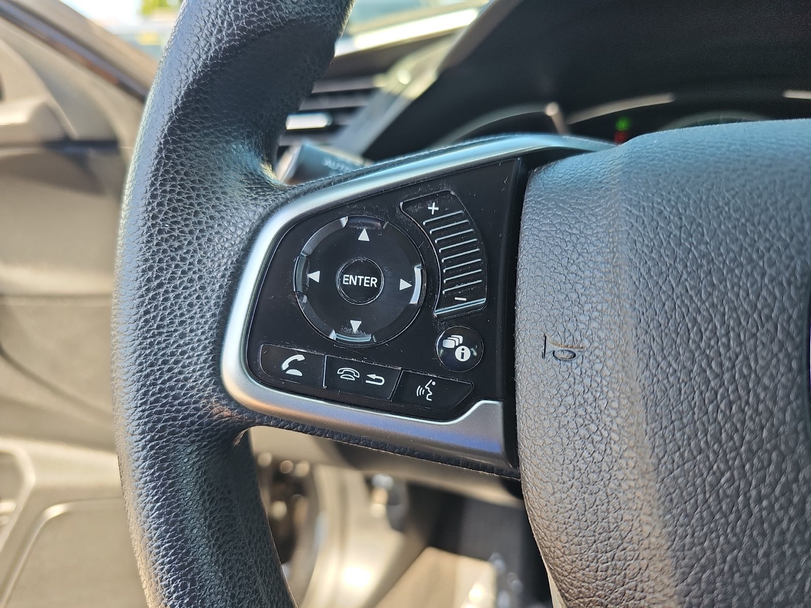 Used 2017 Honda Civic EX-T image 16