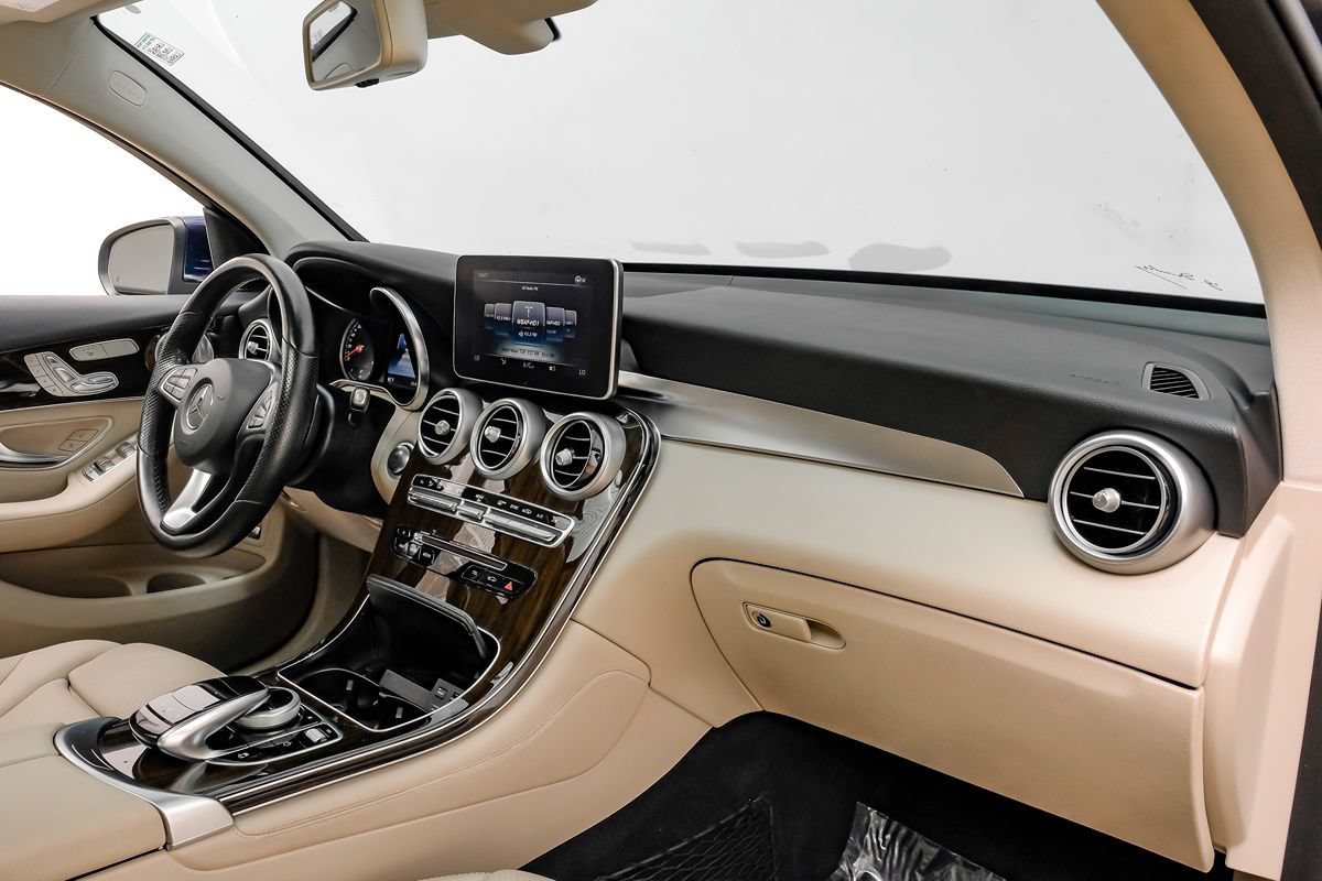 Used 2017 Mercedes-Benz GLC 300 4MATIC Coupe w/ Premium 2 Package image 11