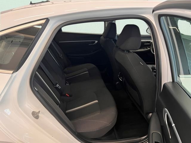 Used 2025 Hyundai Sonata SEL FWD image 11