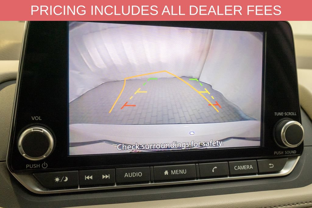 Used 2025 Nissan Rogue SV AWD/4WD image 14