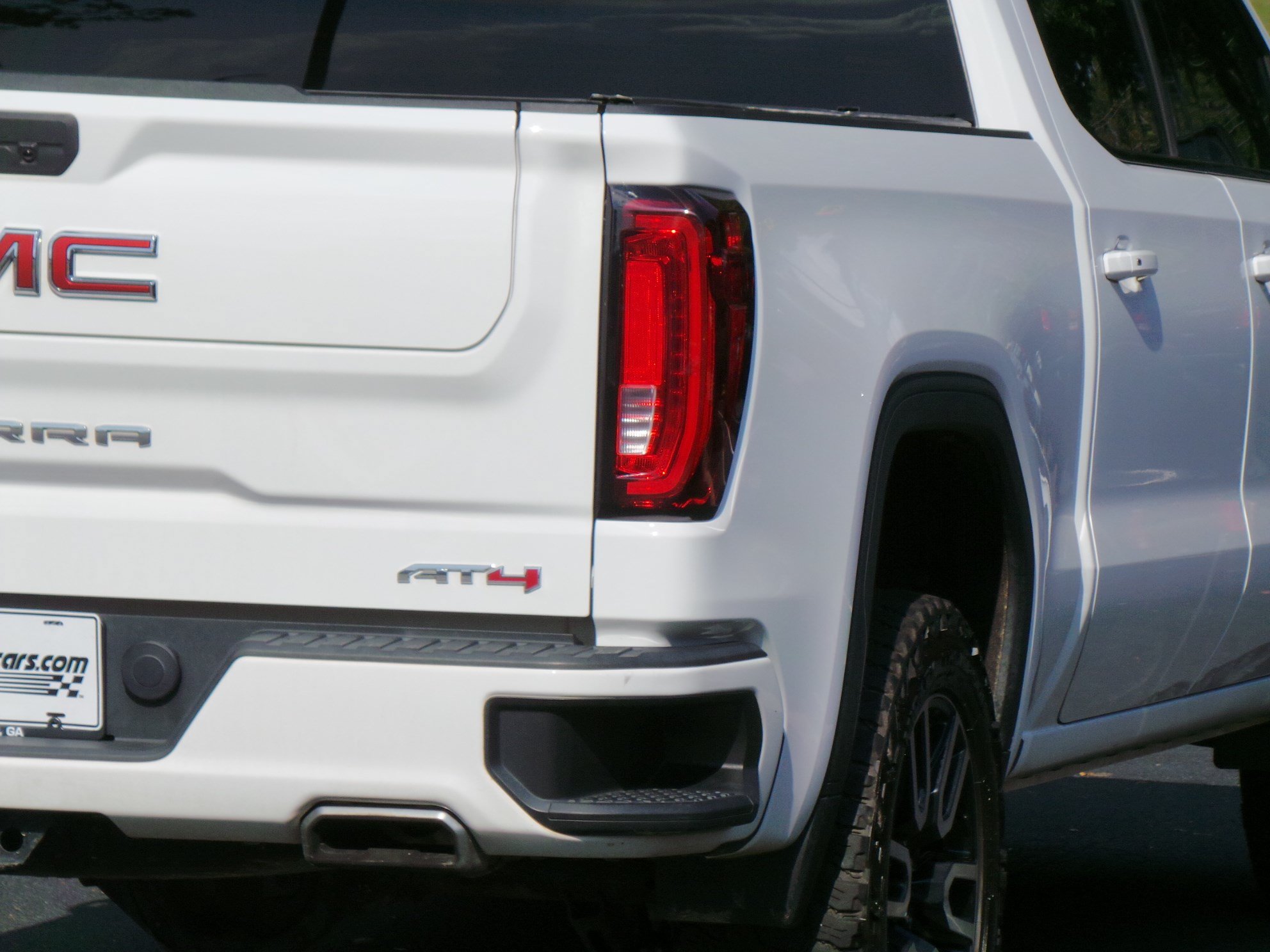 Used 2021 GMC Sierra 1500 AT4 AWD/4WD image 17