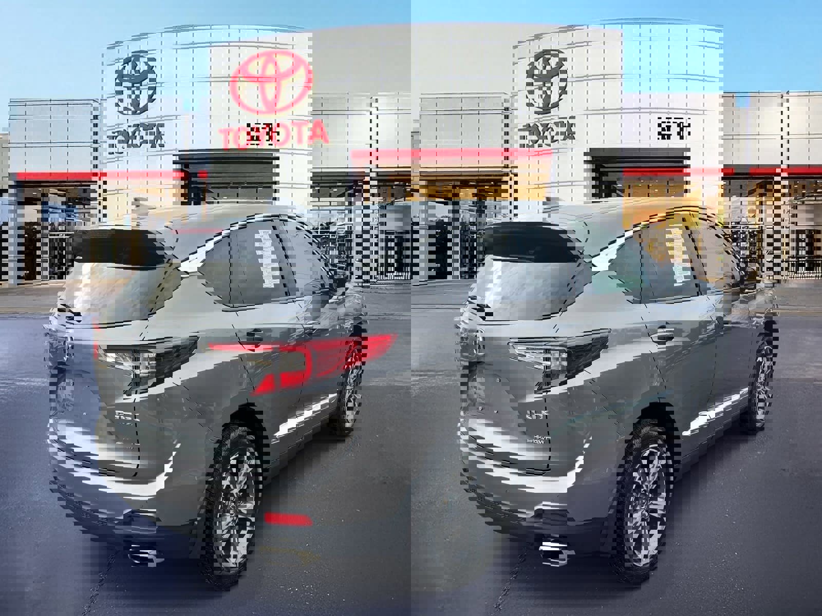 Used 2025 Acura RDX SH-AWD w/ Technology Package image 5