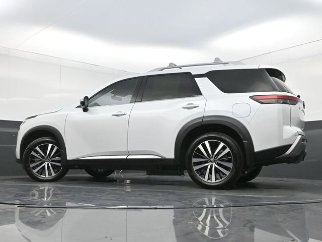 Used 2025 Nissan Pathfinder Platinum w/ Cargo Package FWD image 35