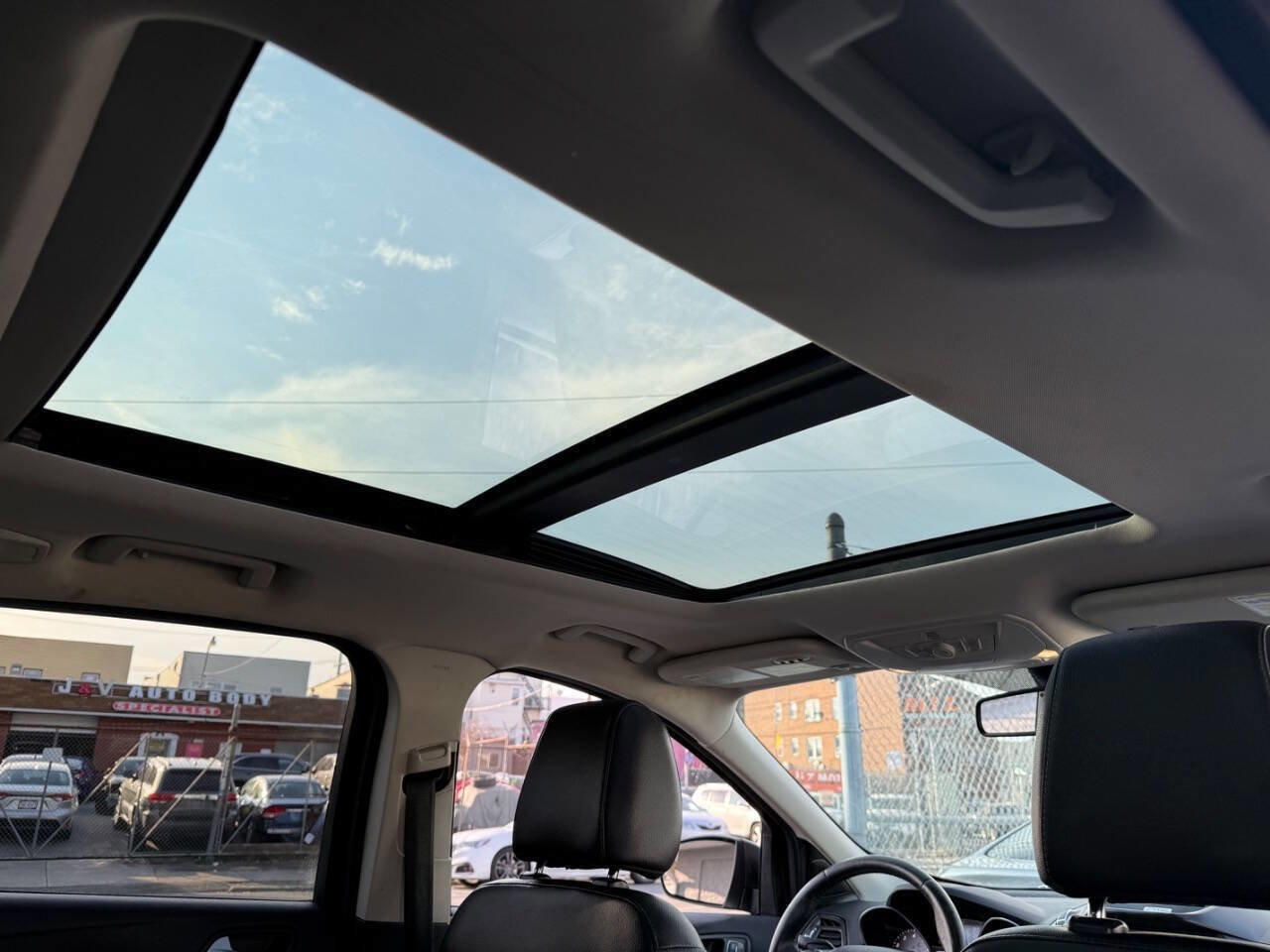 Used 2015 Ford Escape Titanium w/ Canadian Touring Package image 16