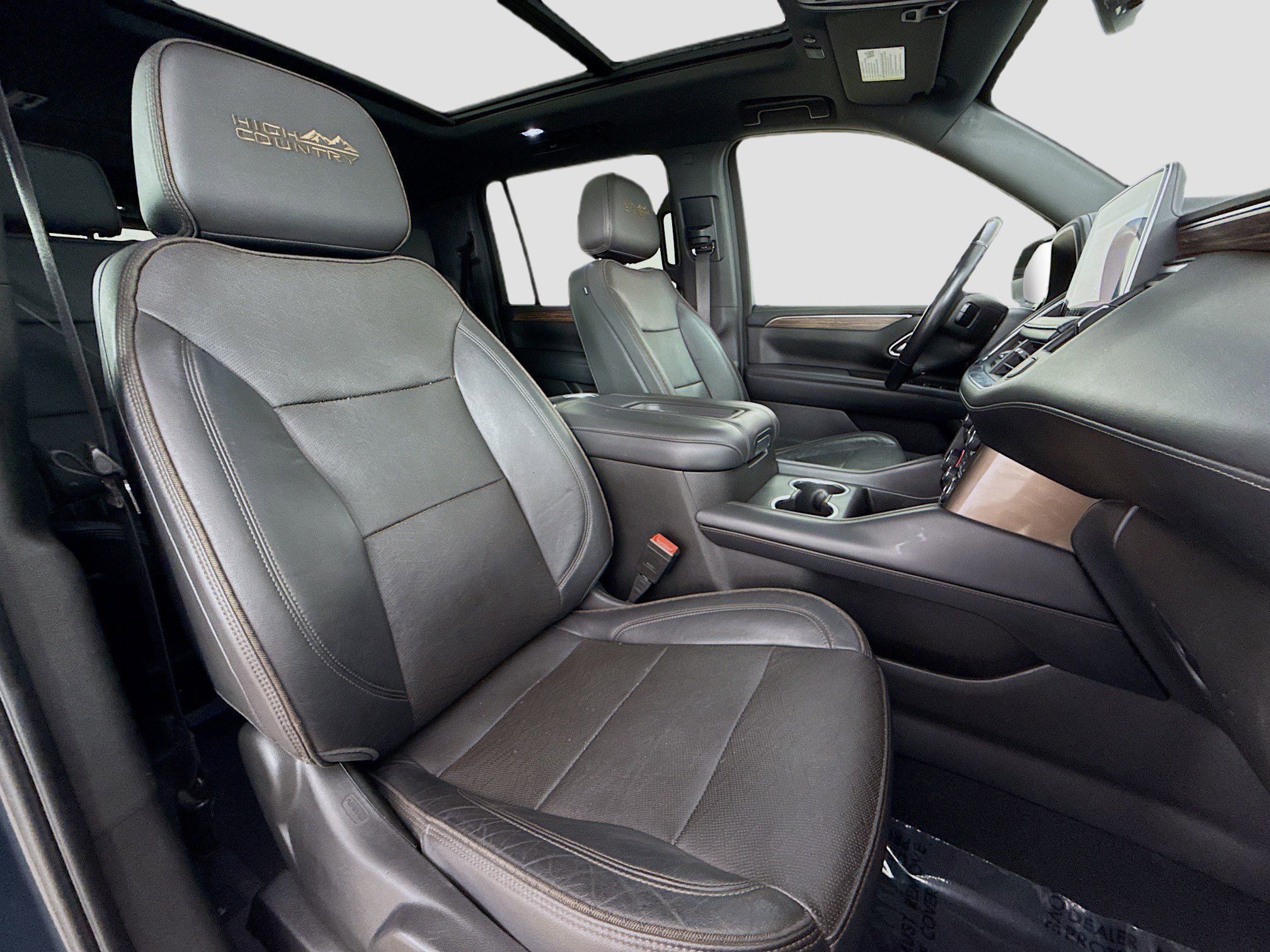 Used 2021 Chevrolet Suburban High Country AWD/4WD image 31