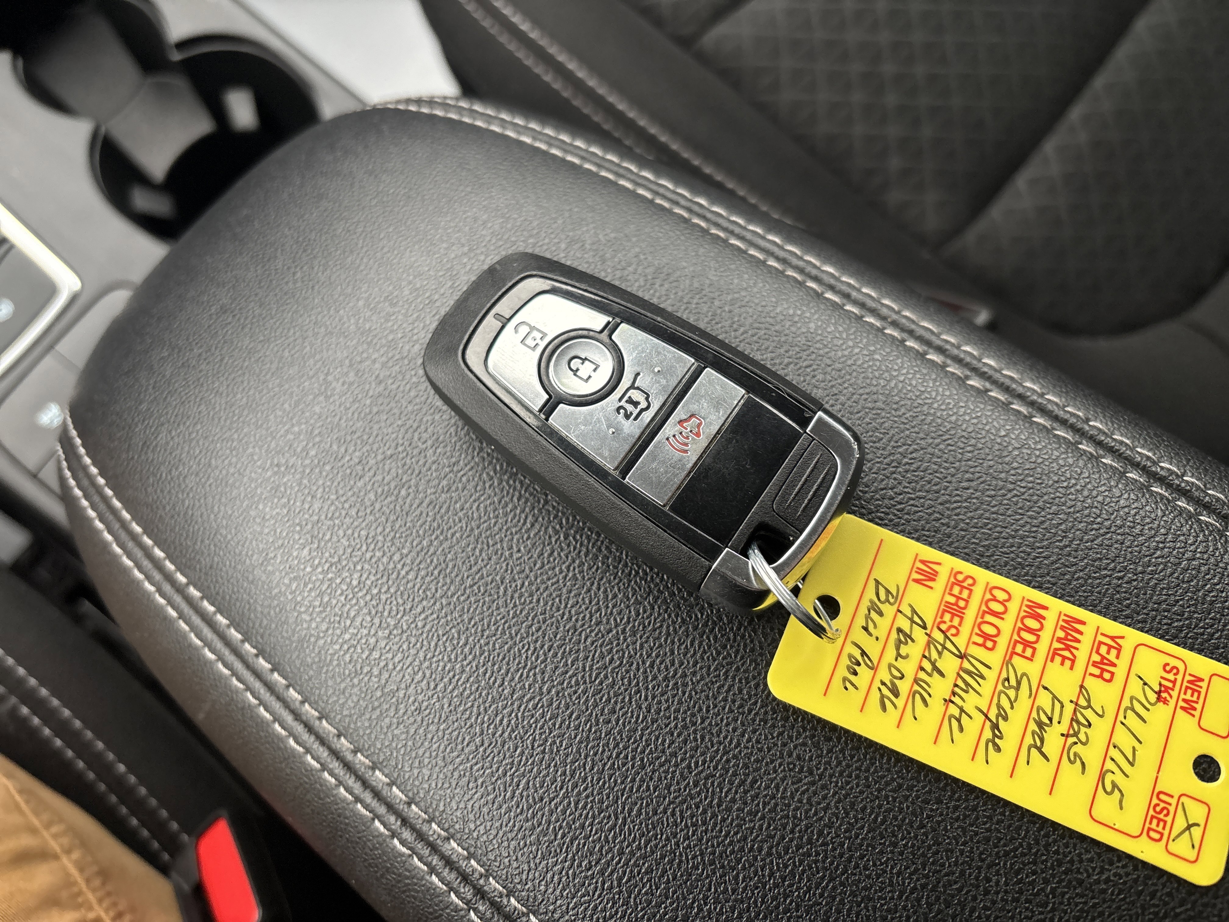 Used 2025 Ford Escape Active image 27