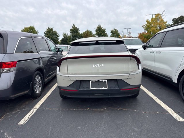 Certified 2024 Kia EV6 Light RWD image 3