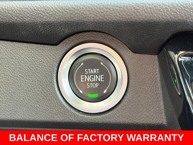 Used 2025 Chevrolet Traverse LT AWD/4WD image 26