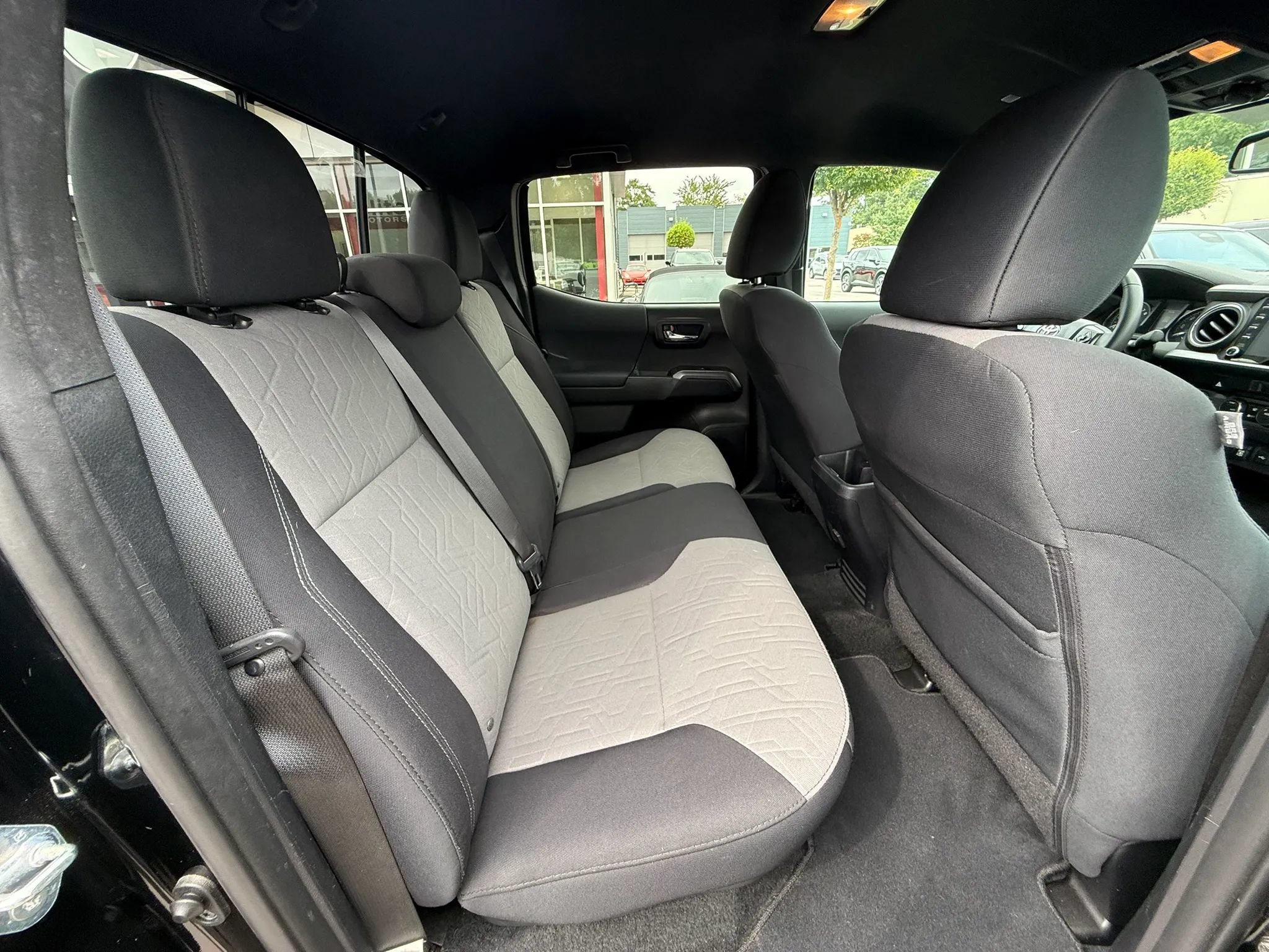 Used 2021 Toyota Tacoma TRD Off-Road AWD/4WD image 20