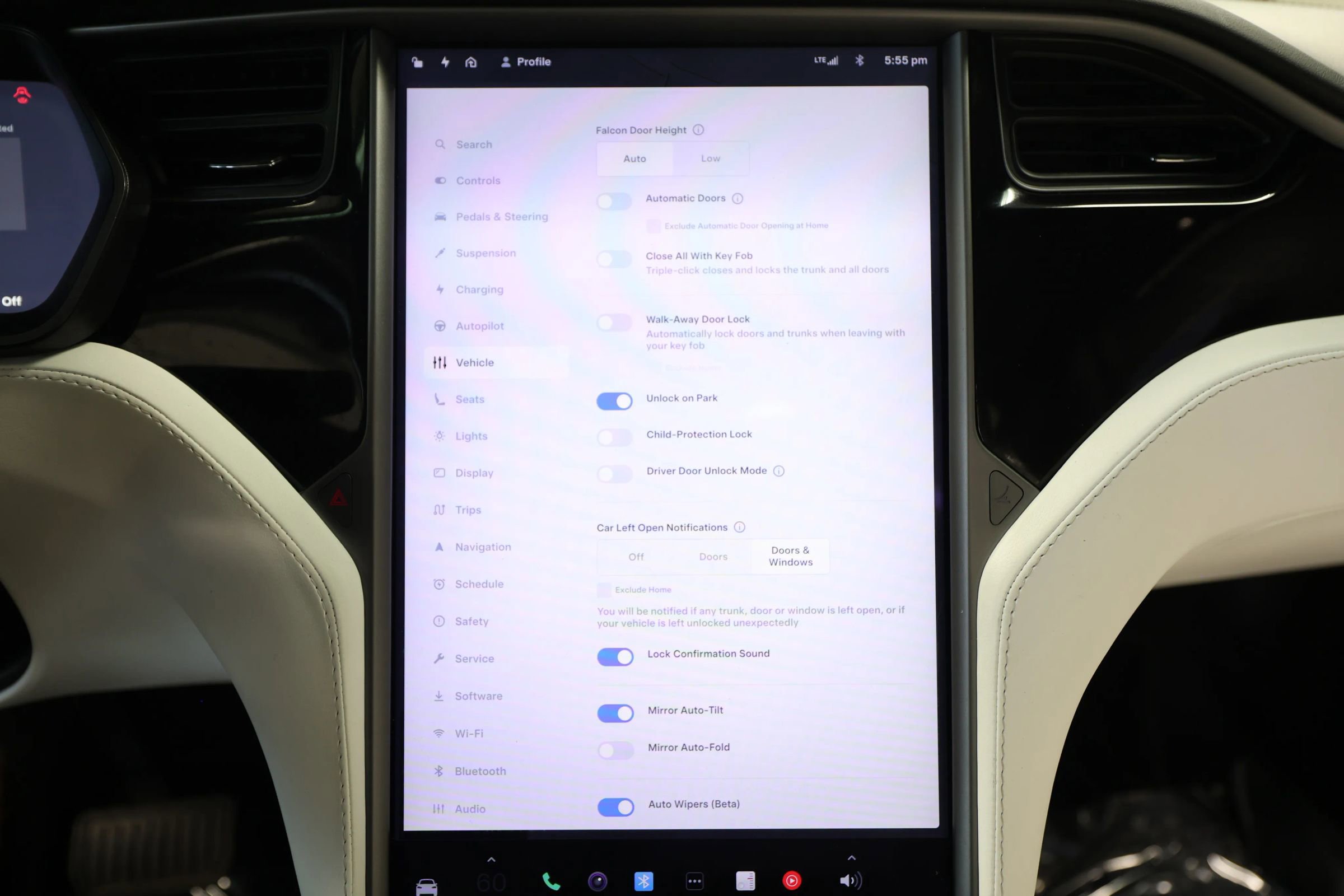 Used 2019 Tesla Model X Long Range AWD/4WD image 65