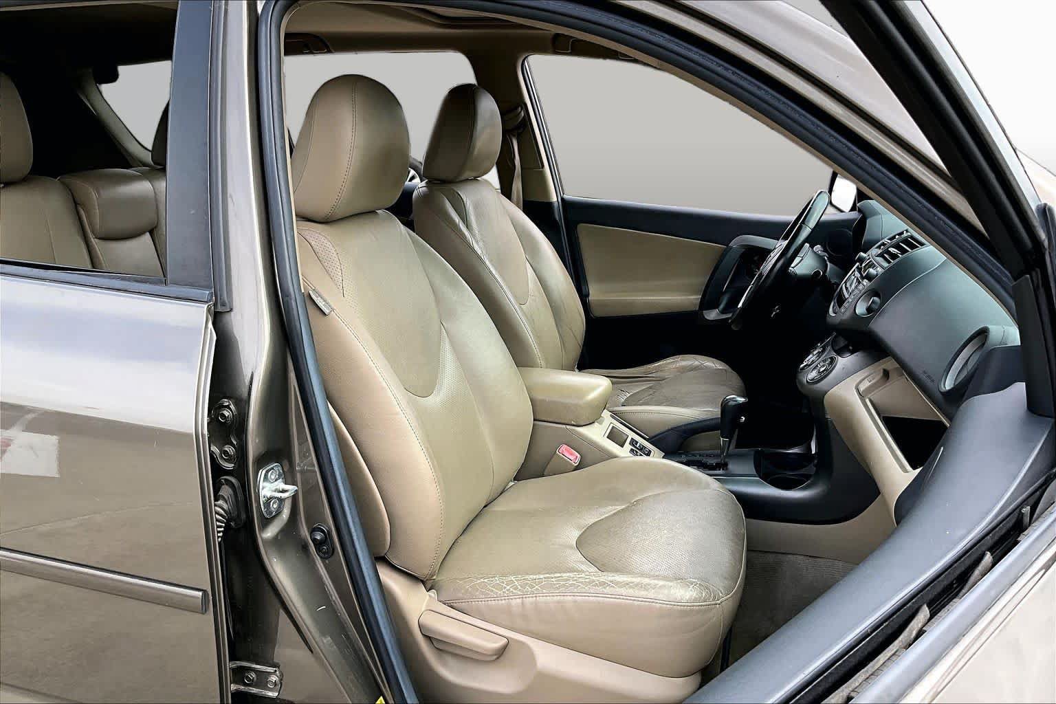 Used 2011 Toyota RAV4 Limited w/ Limited Extra Value Pkg FWD image 7