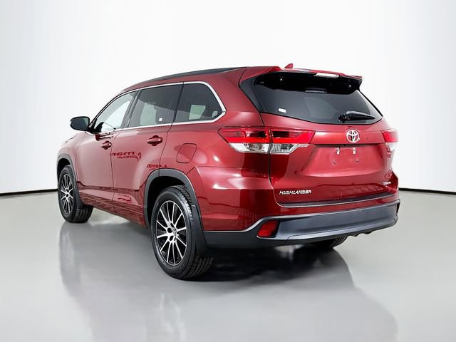 Used 2017 Toyota Highlander SE image 5