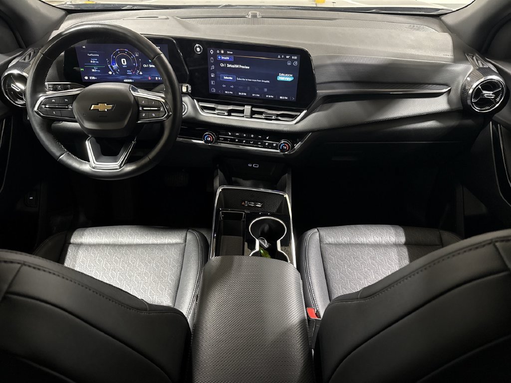 Used 2025 Chevrolet Equinox LT w/ Convenience Package II FWD image 10