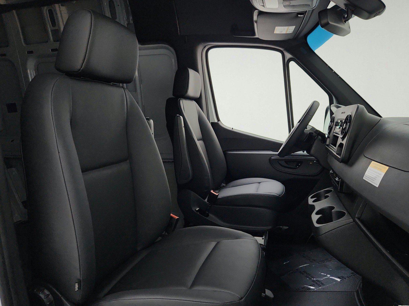 New 2025 Mercedes-Benz Sprinter 2500 image 19