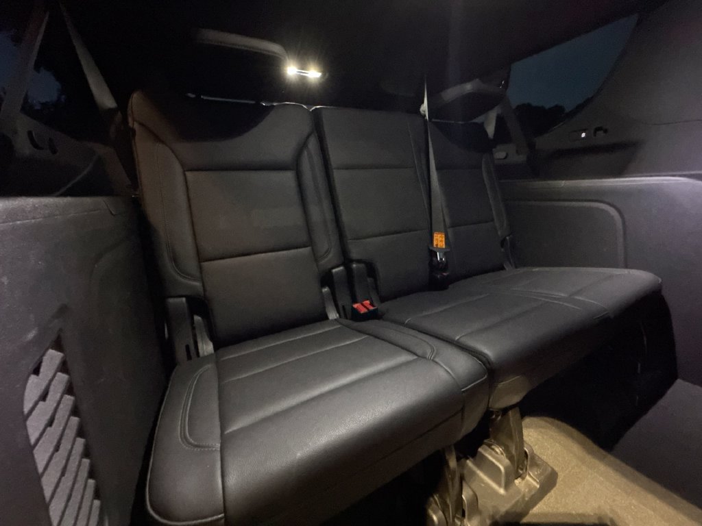 Used 2024 Chevrolet Suburban LT RWD image 30
