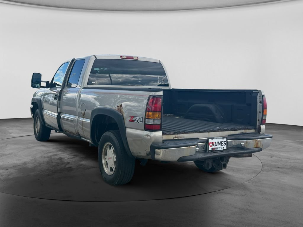 Used 2004 GMC Sierra 1500 SLT w/ Light Duty Power Package AWD/4WD image 7