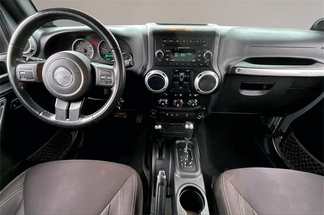 Used 2014 Jeep Wrangler Unlimited Rubicon w/ Dual Top Group image 7