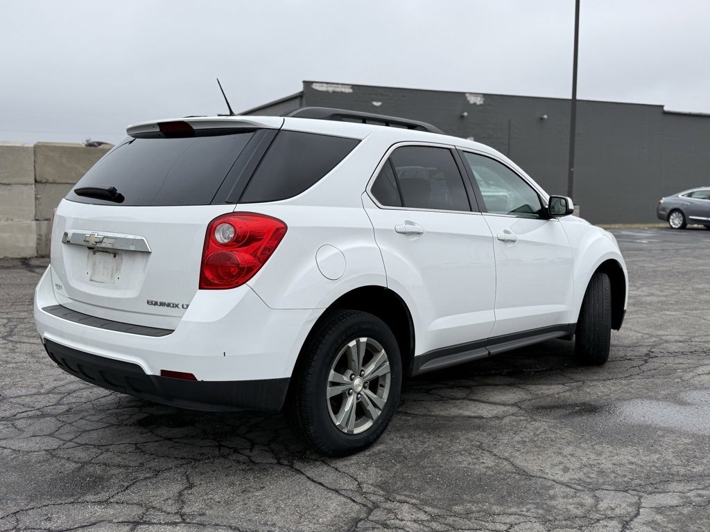 Used 2013 Chevrolet Equinox LT w/ Driver Convenience Package image 2