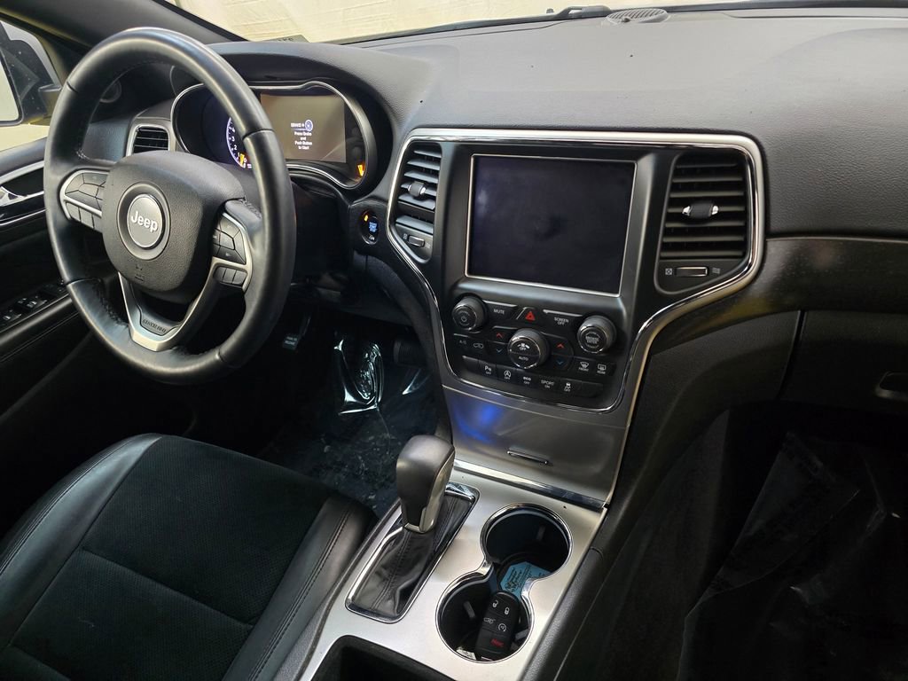 Used 2018 Jeep Grand Cherokee Altitude image 10