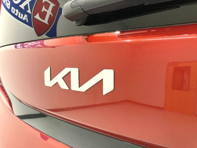 Used 2022 Kia Soul LX w/ Technology Package image 13