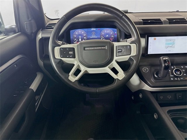 Used 2020 Land Rover Defender 110 HSE image 25