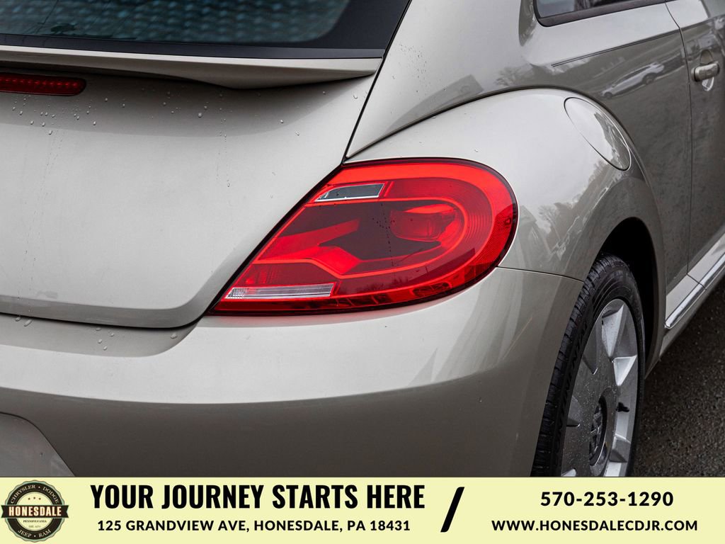 Used 2016 Volkswagen Beetle 1.8T SEL FWD image 35