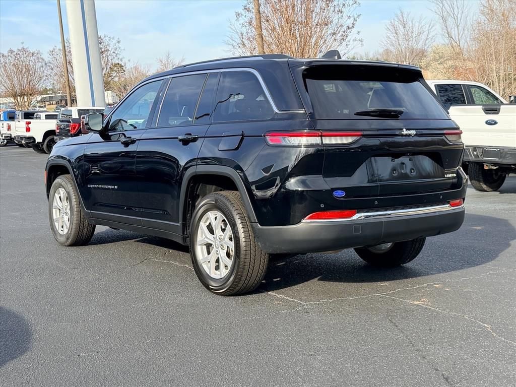 Used 2023 Jeep Grand Cherokee Limited image 6