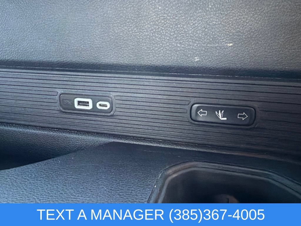 Used 2023 Jeep Wagoneer L Series II AWD/4WD image 25